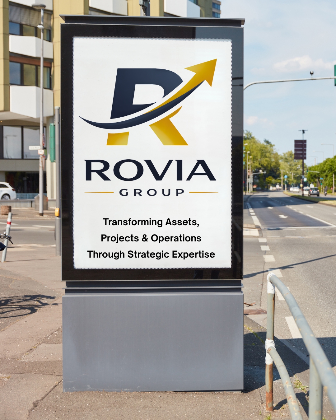 SEE BEYOND WITH ROVIA